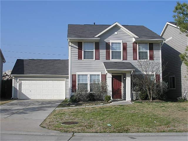 1st image of 611 Remington Heights Dr