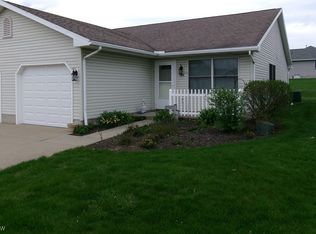 361 Spruce St, Barberton, OH 44203