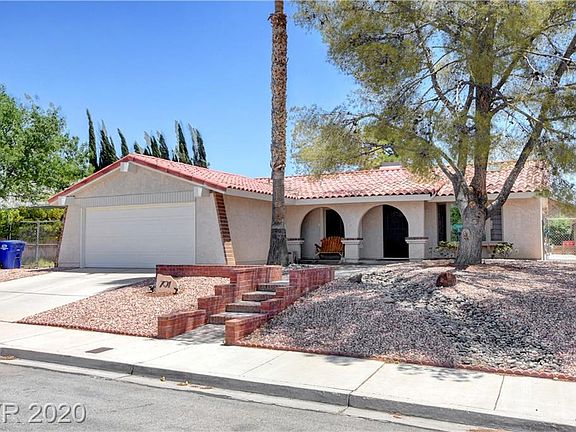 2nd image of 791 Sandra Dr