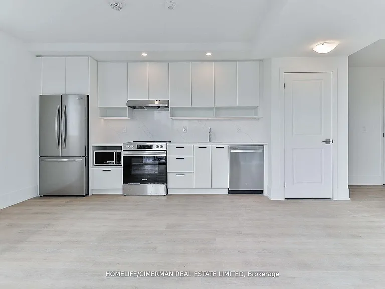 206 King St W #Penthouse 1 — Photo 13