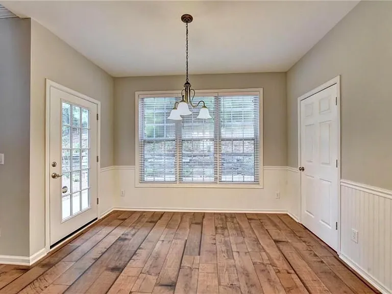 410 Ruby Forest Pkwy — Photo 12
