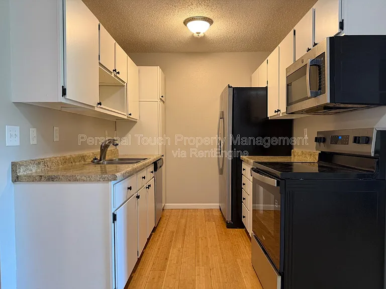 2119 2nd Ave E — Photo 10