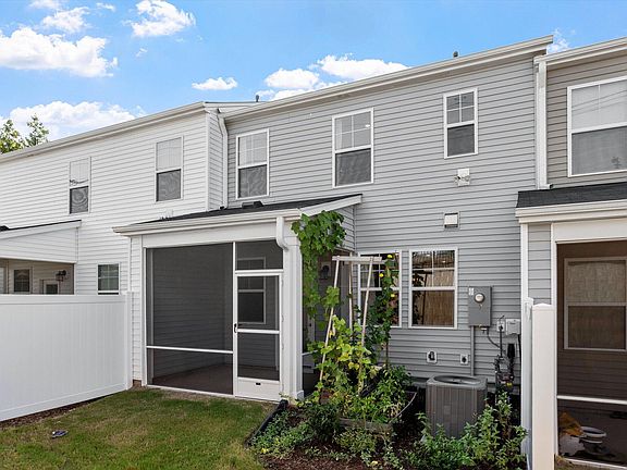 4th image of 1203 Aberleigh Ln