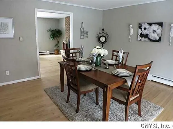 4618 Glencliffe Rd, Manlius, NY 13104