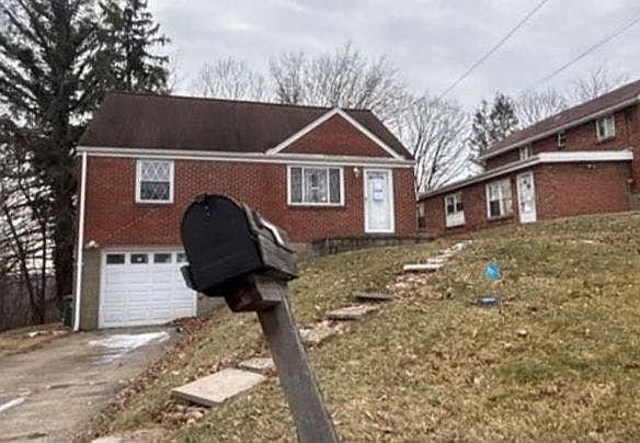 1st image of 2542 Mohawk Dr