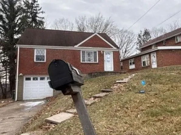 2542 Mohawk Dr, McKeesport, PA 15131