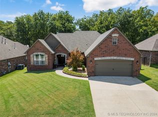 4714 E 142nd Pl S, Bixby, OK 74008