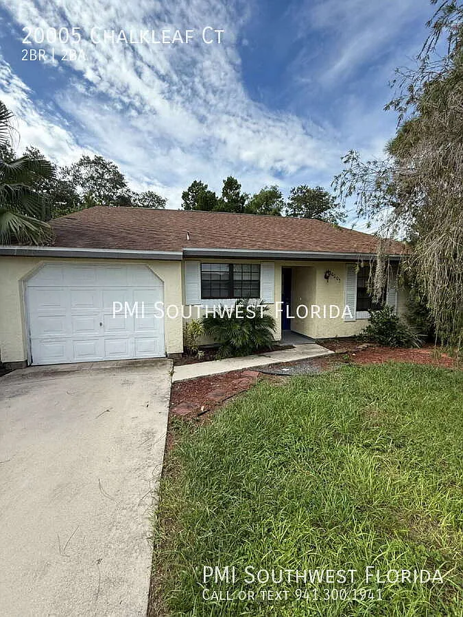 Cute 2 bedroom Charmer in Oak Hollow — Photo 2