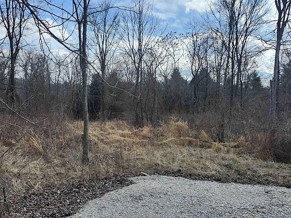 3rd image of 9434 Simmons Creek Rd