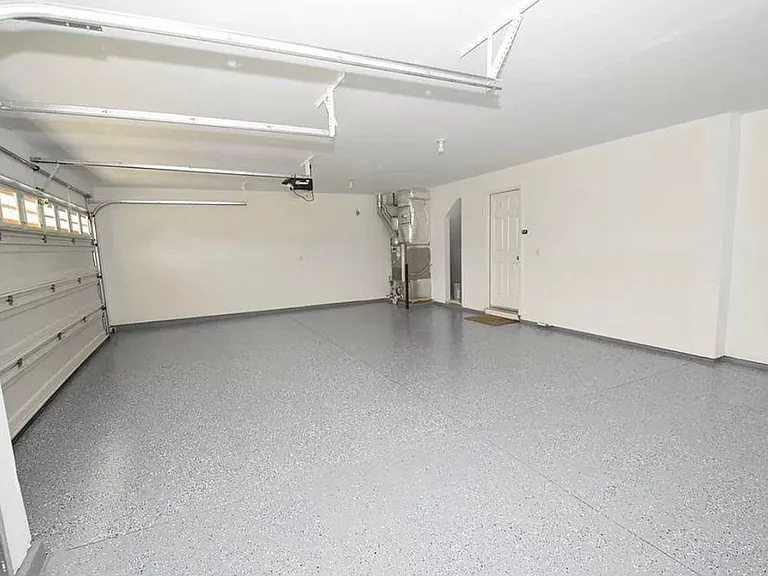 3341 N Maplestone Ave — Photo 21