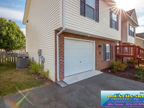 4th image of 280 Sequoia Cir NW