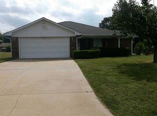 96 Saskatchewan Rd, Roland, OK 74954