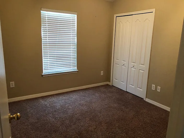 1721 San Jacinto Cir — Photo 12