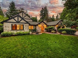 1724 Oak St, Lake Oswego, OR 97034