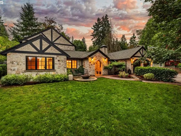 1724 Oak St, Lake Oswego, OR 97034