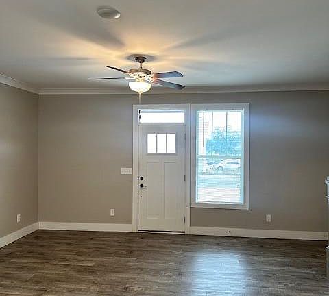 4th image of 1704 Arbor Hills Dr