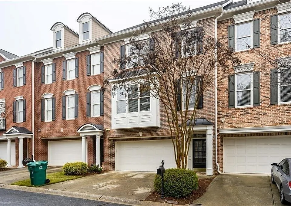 600 Vinings Estates Dr SE #B11
