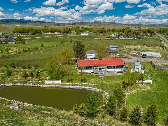 2nd image of 146 Paradise Dr