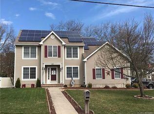 382 Atlantis Ave, Manahawkin, NJ 08050