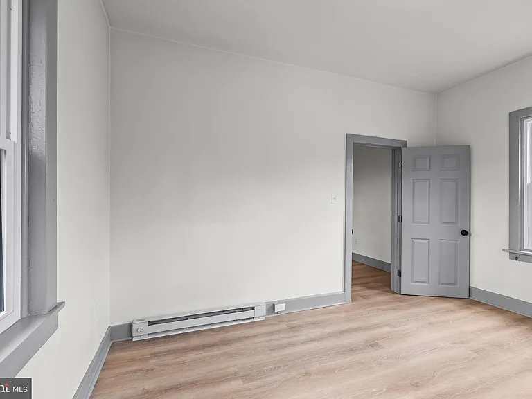 531 Walton St #4 — Photo 15