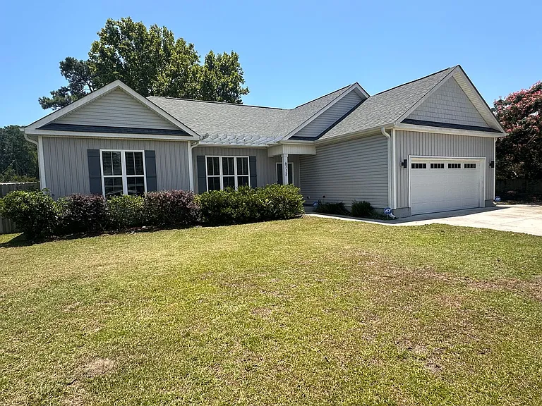 6712 Kenmore Dr — Photo 3