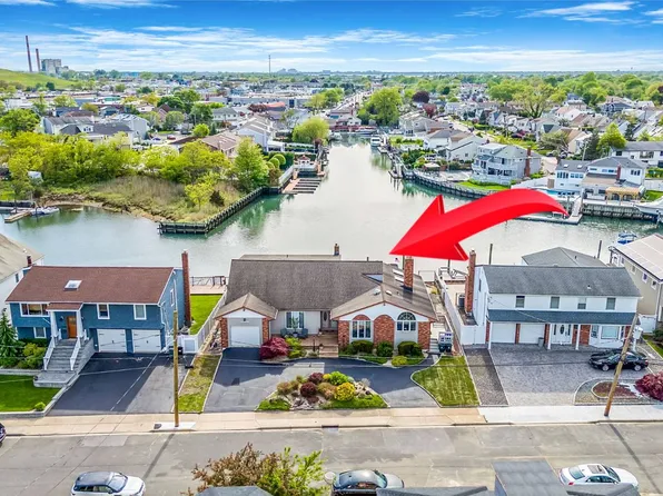 3452 Ocean Ave, Oceanside, NY 11572