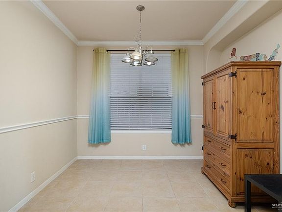 4th image of 6002 N 44th Ln