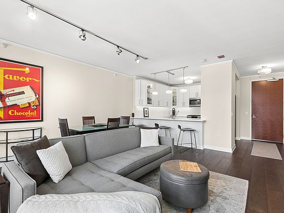4th image of 201 N Westshore Dr APT 2705