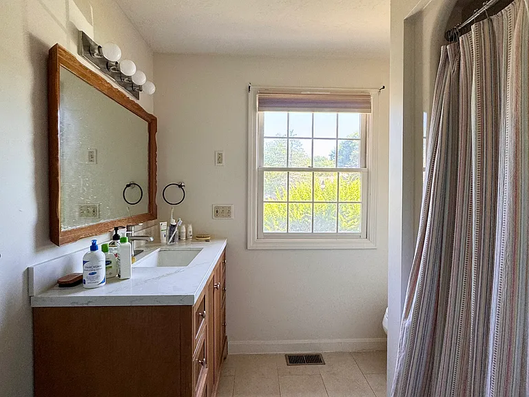 12 Birchwood Ln #12 — Photo 17