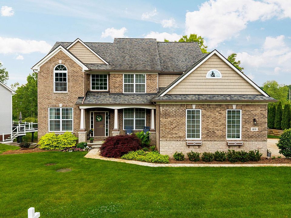 1st image of 613 Olivia Dr