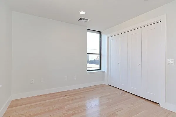 1674 Beacon St #2 — Photo 16