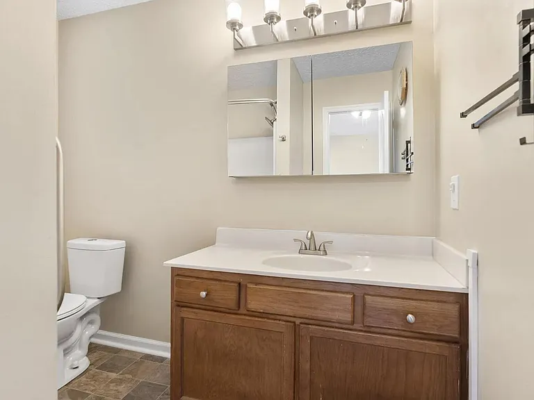 141 Clover Valley Dr — Photo 19