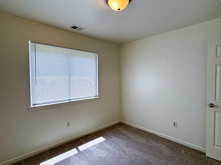 19108 E Forteen Mile Rd — Photo 20