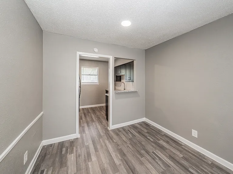 Chapel Creek Apartments — Photo 66
