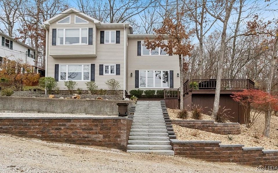 1st image of 30562 Echo Valley Ln