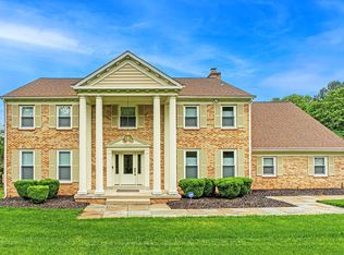 10000 Cloverdale Pl, Vienna, VA 22182