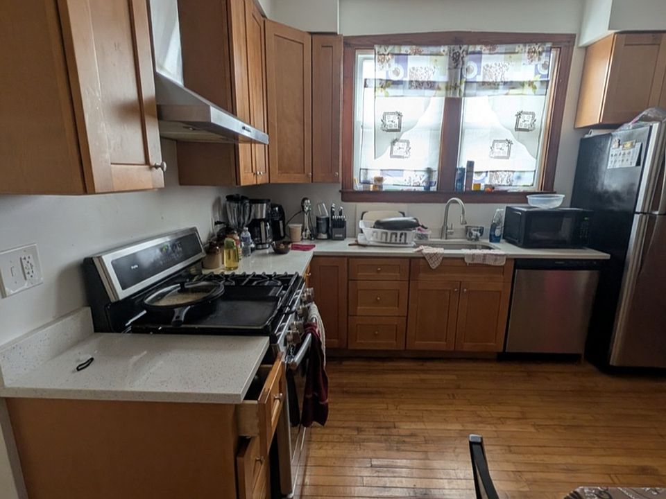 1st image of 5433 S Millard Ave #2E