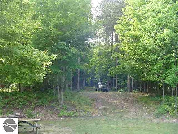 2nd image of 0 Cedar Trl