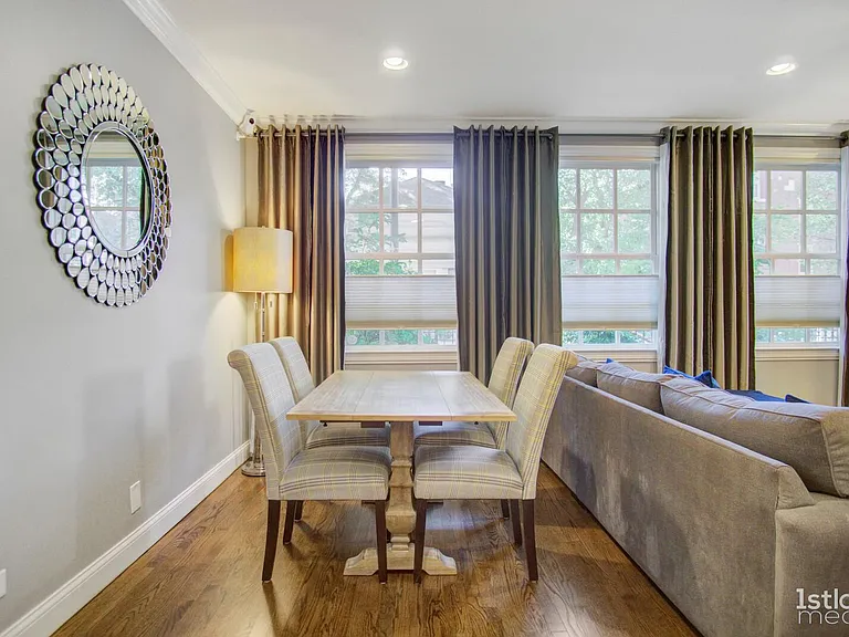 904 W Diversey Pkwy #GW — Photo 5