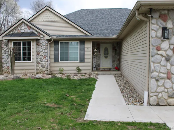 3255 Burning Tree Ln, Attica, MI 48412