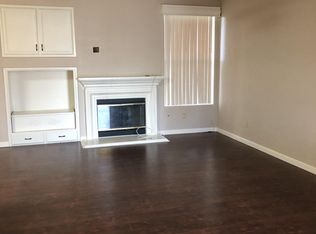 798 W Redwood St, Hanford, CA 93230