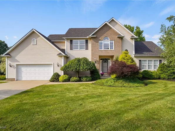 1288 Windward Ln, Kent, OH 44240
