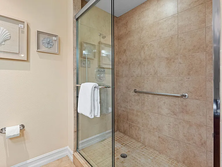 13941 Clubhouse Dr #204 — Photo 38