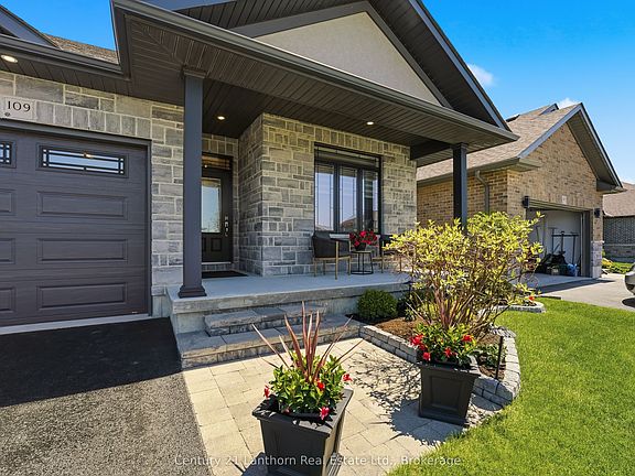 3rd image of 109 Hampton Ridge Dr