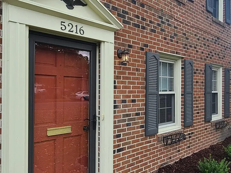 5216 Forestdale Dr — Photo 2