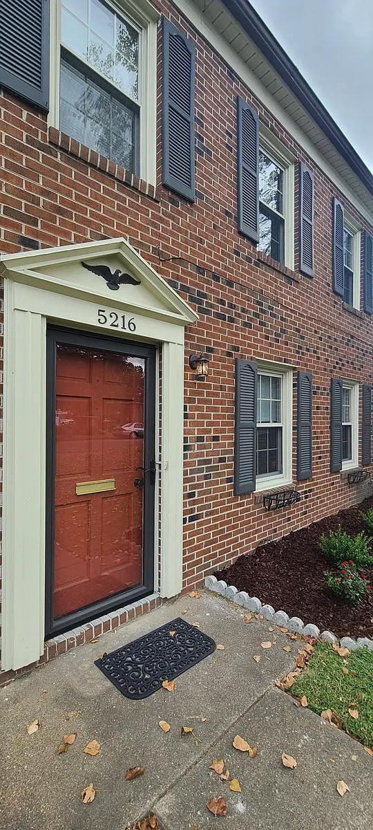 Photo 2 of 14 - 5216 Forestdale Dr - Portsmouth, VA Building Photo - 5216 Forestdale Dr