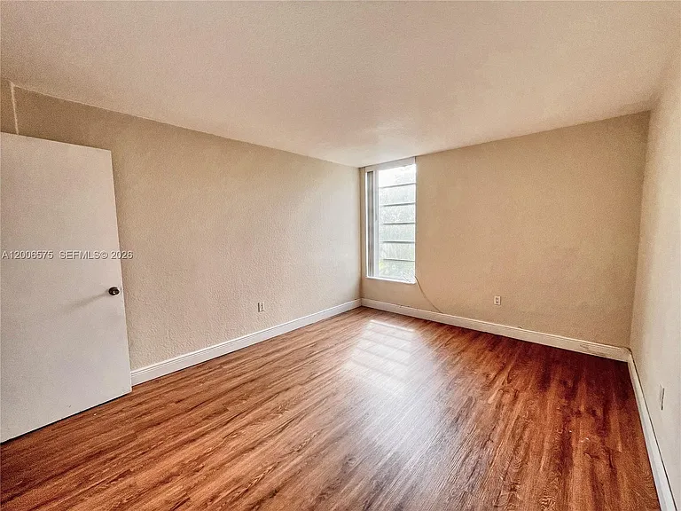 8870 Fontainebleau Blvd #409 — Photo 23