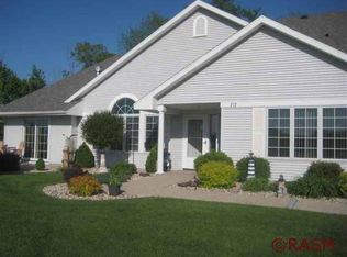 212 Crystal Cir, Mankato, MN 56001
