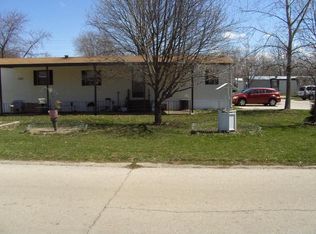 3401 44th Ave, Moline, IL 61265