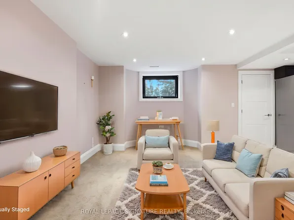 64 Four Oaks Gate #Basement, Toronto, ON M4J 2X2